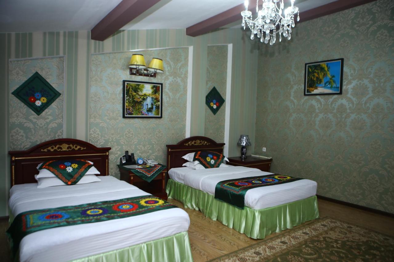 Oriyo Dushanbe Hotel Ngoại thất bức ảnh