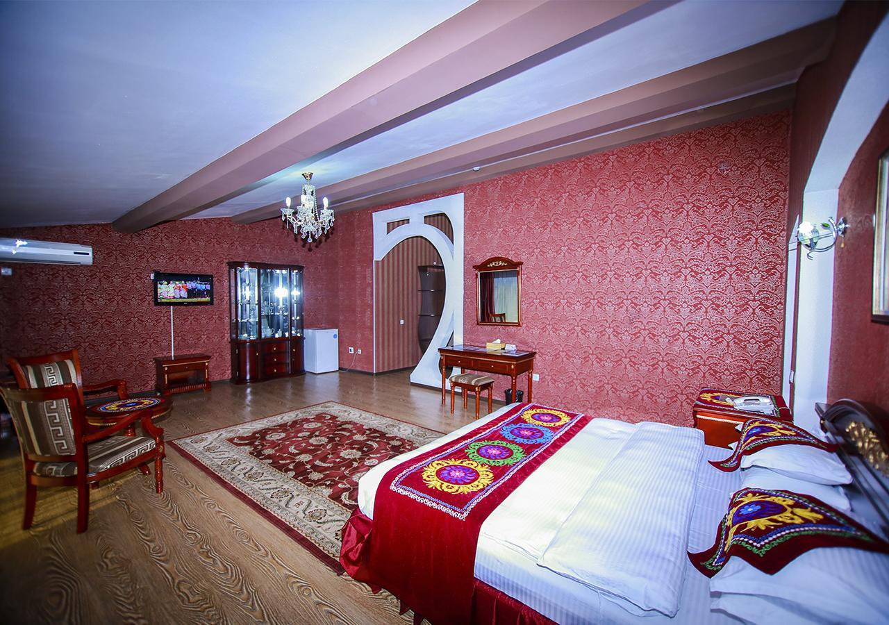 Oriyo Dushanbe Hotel Ngoại thất bức ảnh