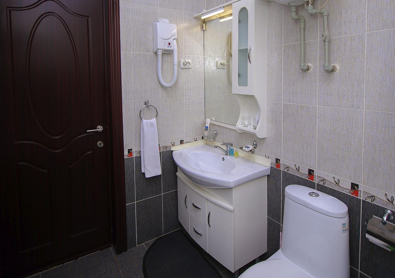 Oriyo Dushanbe Hotel Ngoại thất bức ảnh