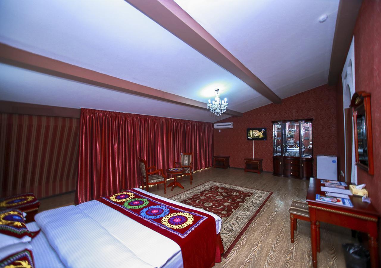 Oriyo Dushanbe Hotel Ngoại thất bức ảnh